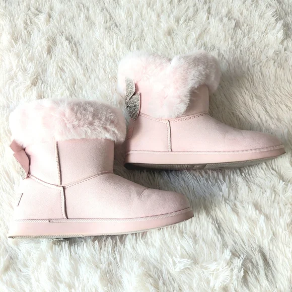 Juicy Couture "Krazey Kute" Pink Faux Suede Booties With Pink Fur Trim Size 8 - Picture 1 of 6